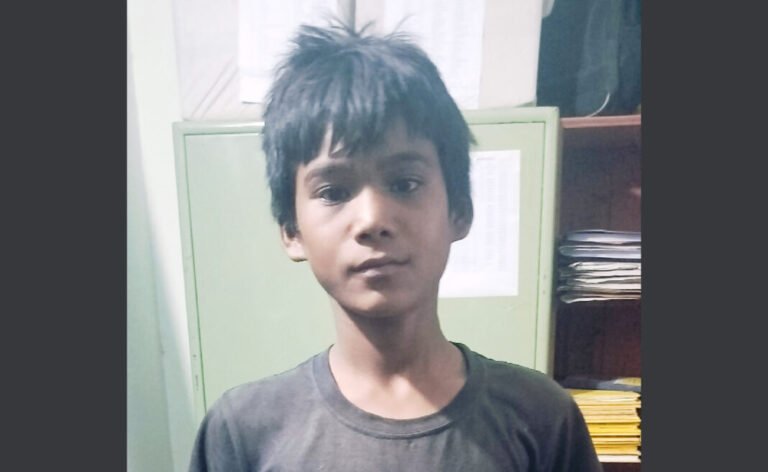 बझाङमा भेटिए यी बालक, परिवारलाई सम्पर्कमा आउन प्रहरीको आग्रह