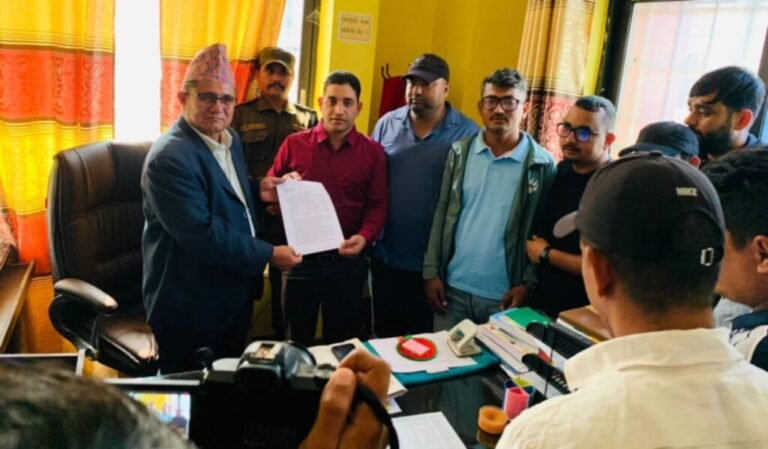 महेन्द्रनगर मदन चोकमा मापदण्ड विपरित २२ सटर नबनाउन युवा विद्यार्थीको अल्टिमेटम