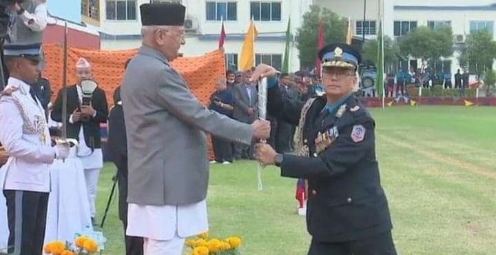 डीआईजी कडायतलाई प्रहरी ब्याटन, अवकाशप्राप्त बस्नेतलाई अवार्ड