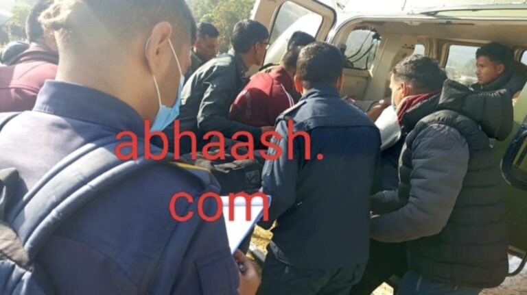 दार्चुला जिप दुर्घटना अपडेटः गम्भीर घाईतेहरुलाई सेनाको हेलीकप्टर द्धारा धनगढी ल्याइयो