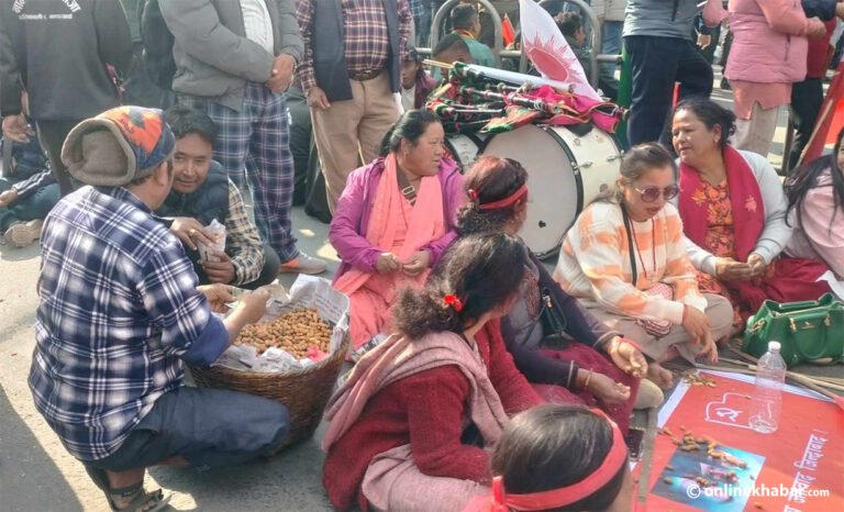 सडक फोहोर गरेको भन्दै एमालेलाई महानगरले तोक्यो १ लाख जरिवाना