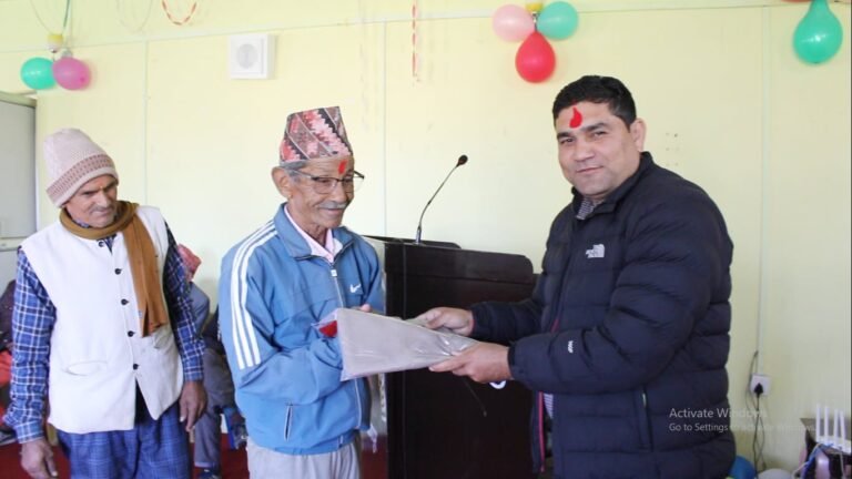 राष्ट्रिय ज्येष्ठ नागरिक दिवसको अवसरमा दोधारा चाँदनीले गर्‍यो ४० जना जेष्ठ नागरिकलाई सम्मान