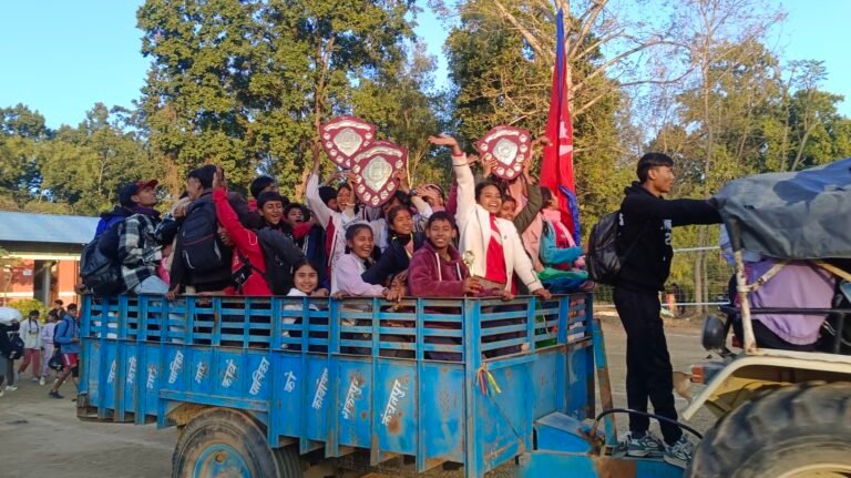 लालझाडीमा राष्ट्रपति रनिङ्ग शिल्ड सकियो, आयोजक विद्यालयलाई एक स्वर्ण