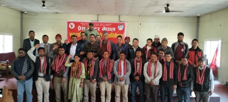 प्रेस सेन्टर नेपाल सुदूरपश्चिम प्रदेशको अध्यक्षमा जोशी