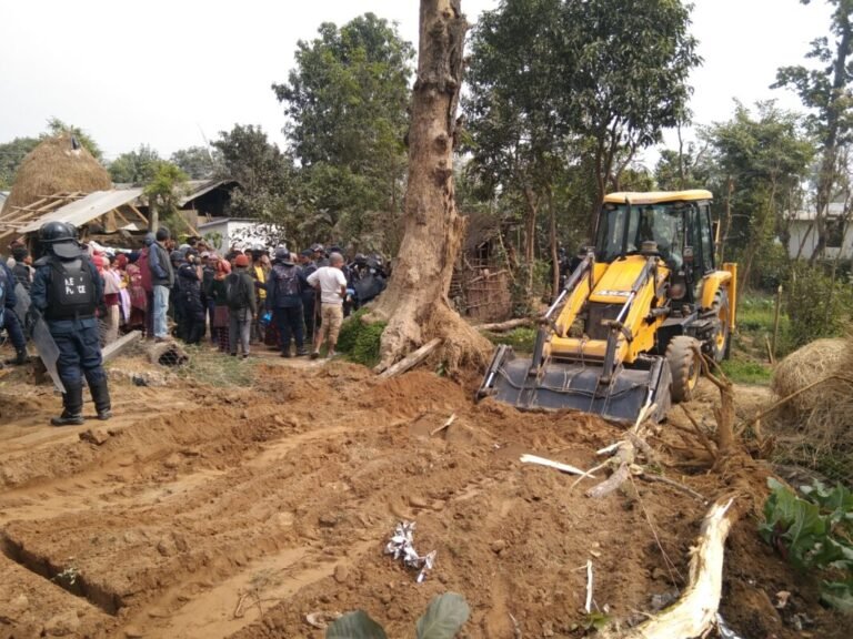 बेलडाँडी विकासमा एमालेको अवरोध, नक्साको सडक खोल्ने सत्ताधारी रानाको प्रयास