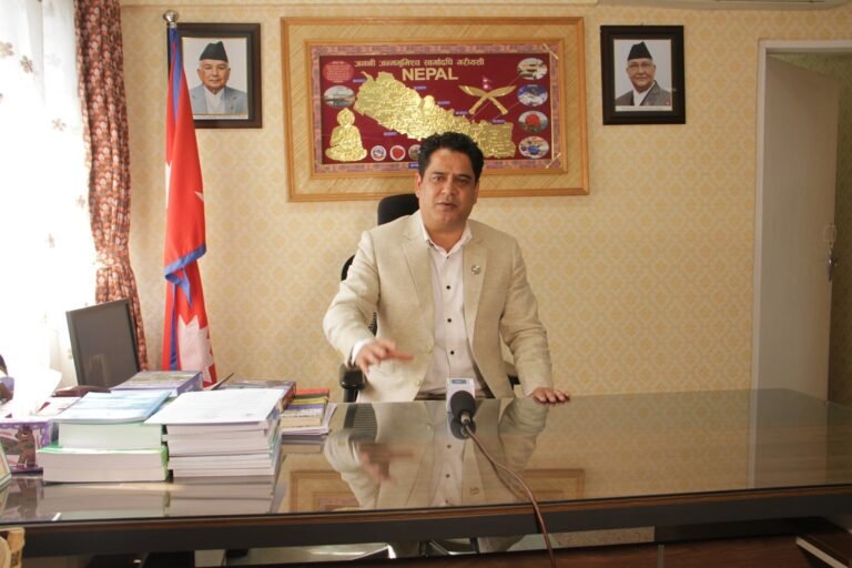 खाना पकाउने ग्याँसको कमिसन वृद्धिमा उद्योग मन्त्री भण्डारीनै संलग्न व्यापारीलाई वार्षिक ४६ करोड कमिसन