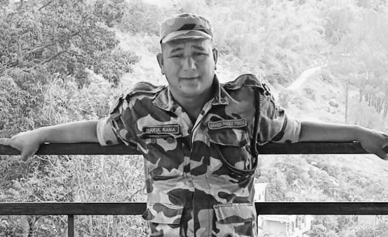 कञ्चनपुरमा छिमेकीको मलामी गएका  सशस्त्रका हवल्दारको दुर्घटनामा मृत्यु