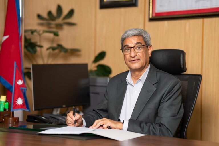 आधारभूत तहका प्रहरीको १६ वर्षमै पेन्सन हुने व्यवस्था गर्दैछौँस् गृहमन्त्री