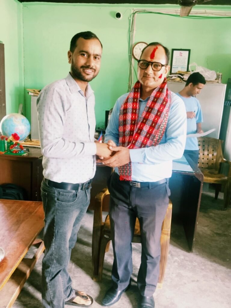 सिद्धनाथ मावि बडैपुरको प्रधानाध्यापकमा चन्द नियुक्त