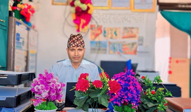 बैतडीका यस्ता हाकीम जसले आफैले गरे आफैंलाई बढुवा