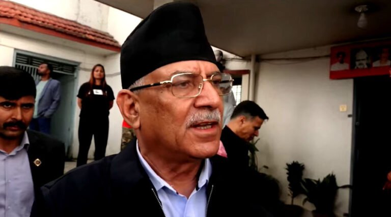 रवि भेटन नख्खु जाँदै प्रचण्ड