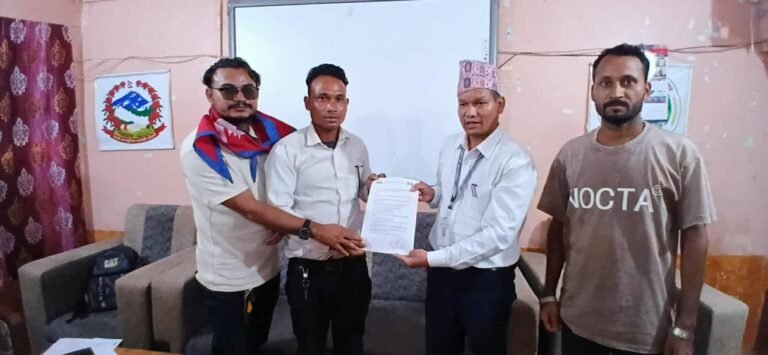 लालझाडीमा भ्रष्टाचार बढ्यो, अख्तियारले रोकेन, भन्दै जेनजी एक्सनमा अनियमितता गर्ने जनप्रतिनिधी, कर्मचारीले राजिनामा देउ