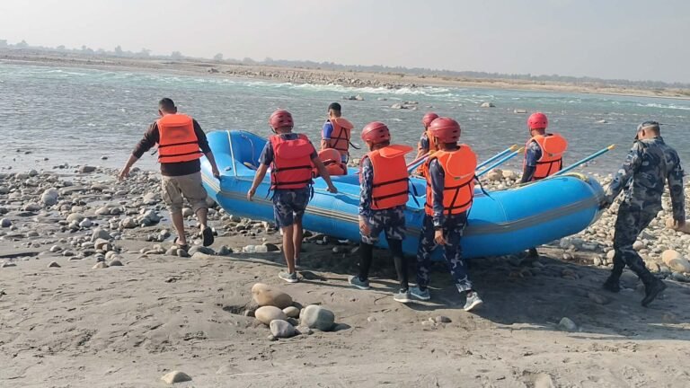 भाईको मलामी गएका युवक डुबेर बेपत्ता