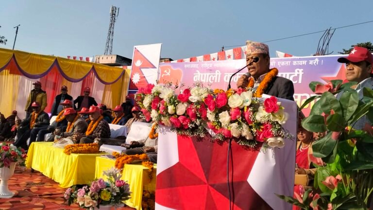 भीम रावल भन्छन, ‘ओलीले देशलाई खरानी बनाईदियो’