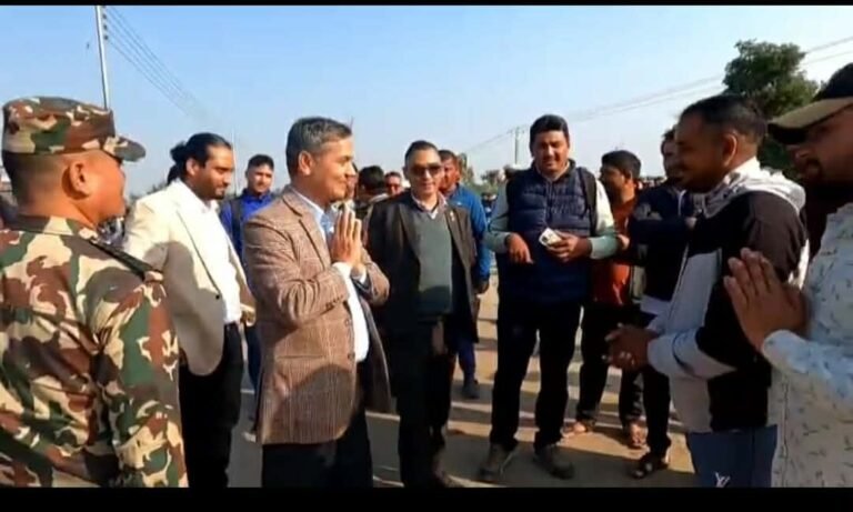 गृहमन्त्री अर्यालद्वारा निमार्णाधीन सुक्खा बन्दरगाह निरीक्षण