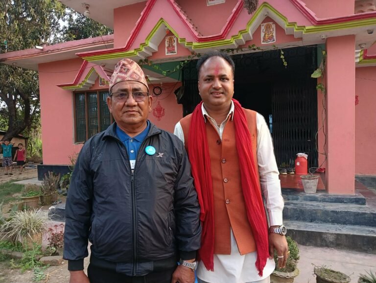 कञ्चनपुर २बाट दिपक बोहरा जिताउन एमालेका पुर्व वडाध्यक्ष ठकुल्ला, बोहरा रास्वपातिर