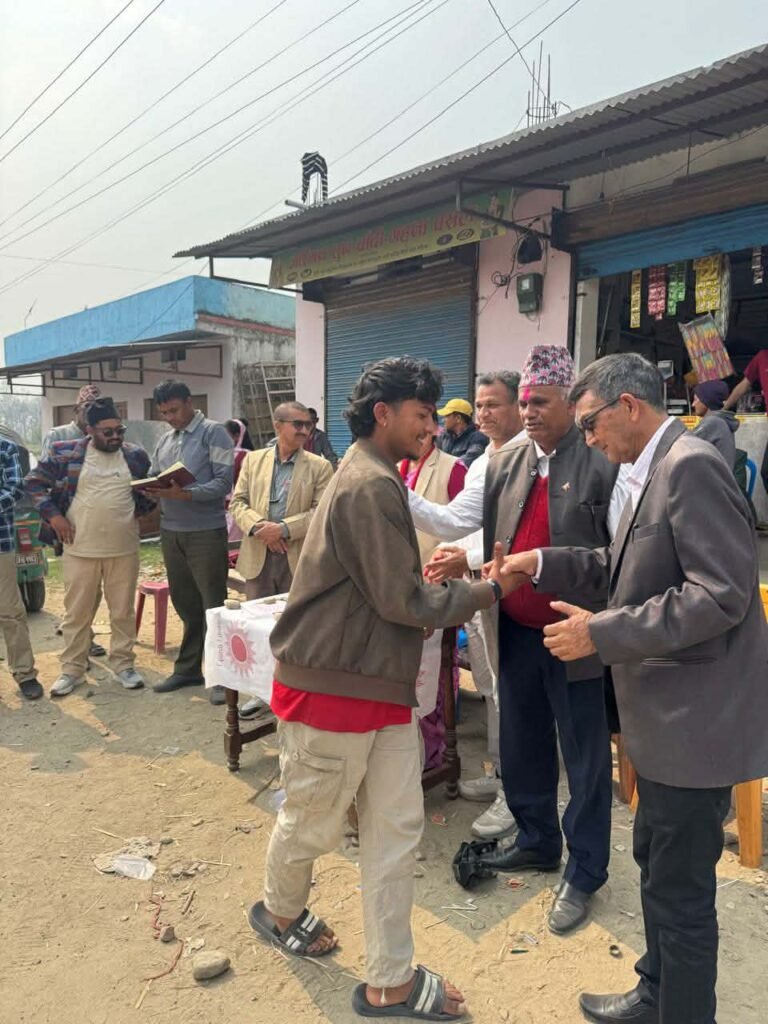 चुनाव नजिकिँदै जादाँ एमाले प्रवेश गर्नेको लर्को