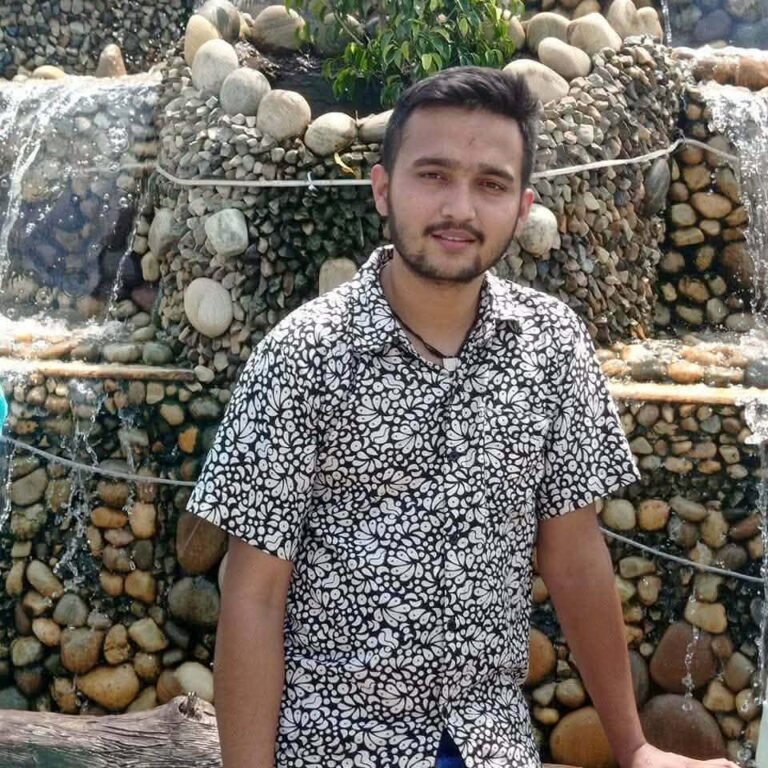 सुदुरश्चिम विश्वविद्यालमा इन्जिनिरिङ अध्यनरत अछामका गोविन्द रेग्मी दुई देखि सम्पर्क विहिन, खोजिकार्यमा प्रहरी