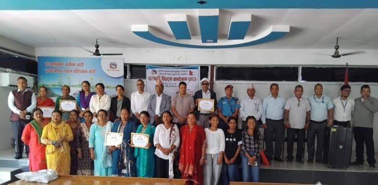 बेलौरीस्जातीय भेदभाव तथा छुवाछुत उन्मूलन दिवसका अवसरमा दलित विद्यार्थीलाई छात्रवृत्ति, पूर्व जनप्रतिनिधि सम्मानित
