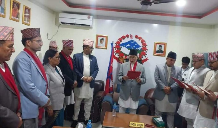 सुदूरपश्चिममा यस्तो बन्यो मन्त्रिपरिषद्, कुन मन्त्रालय कसलाई?