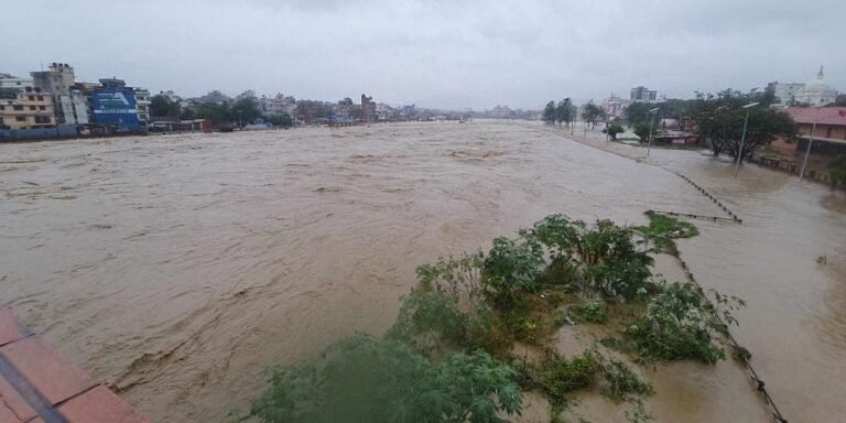 देशभर ३९ जिल्लामा आकस्मिक बाढीको जोखिम, नामावली सहित